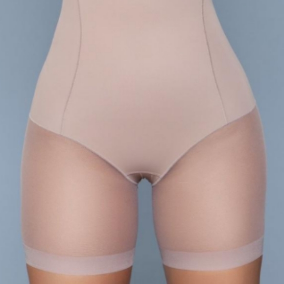 S/M❤️ High Waist Body Shapewear Short | Be Wicked - Picture 2 of 6